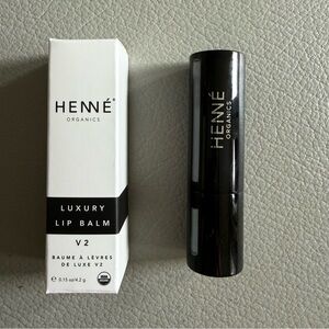 HENNE ORGANICS - Luxury Lip Balm | Lipstick Balm | NEW